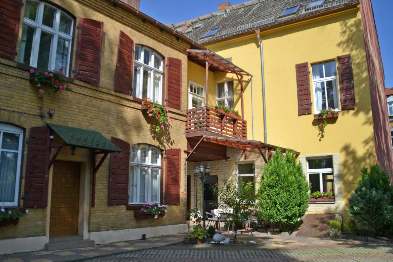 Pension Zur Neisse Guben Esterno foto